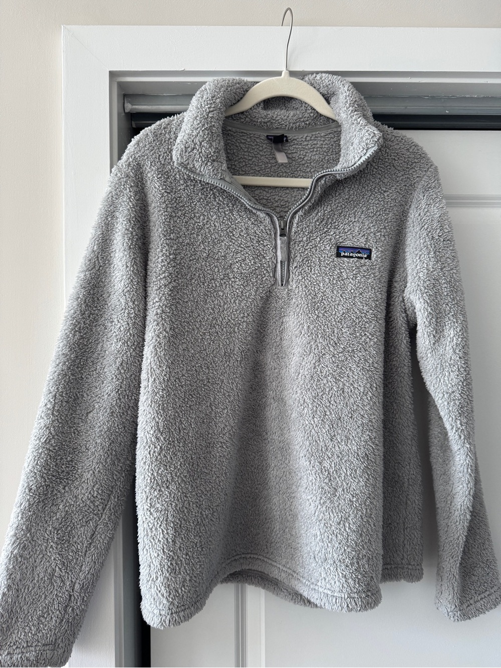 Patagonia Light Gray Women's Fleece 1/4 Zip Pullover